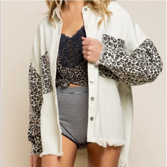 POL Distressed White Animal Print Jacket Size M - Picture 8 of 8